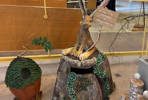 lapin sculpté en bois de récup